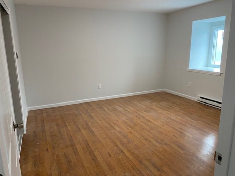 960 Violet Avenue - 2 property image