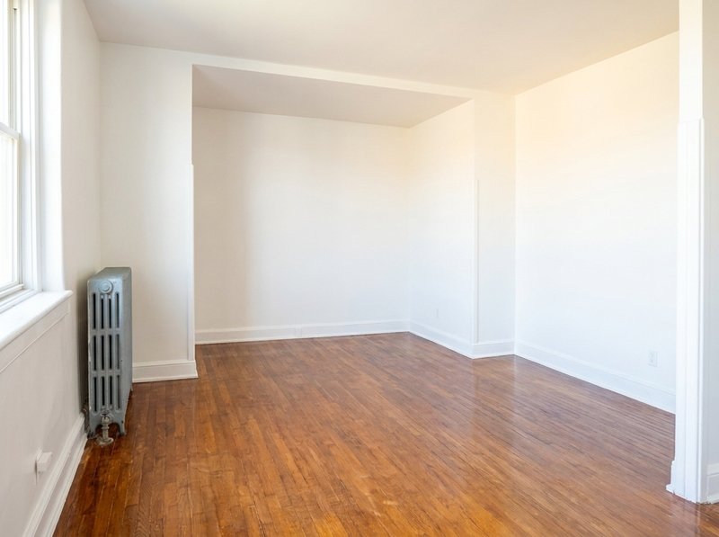8 Eastman Terrace - 4 property image