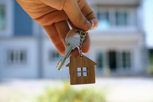 Should You Consider a Rent-To-Own Property Agreement?